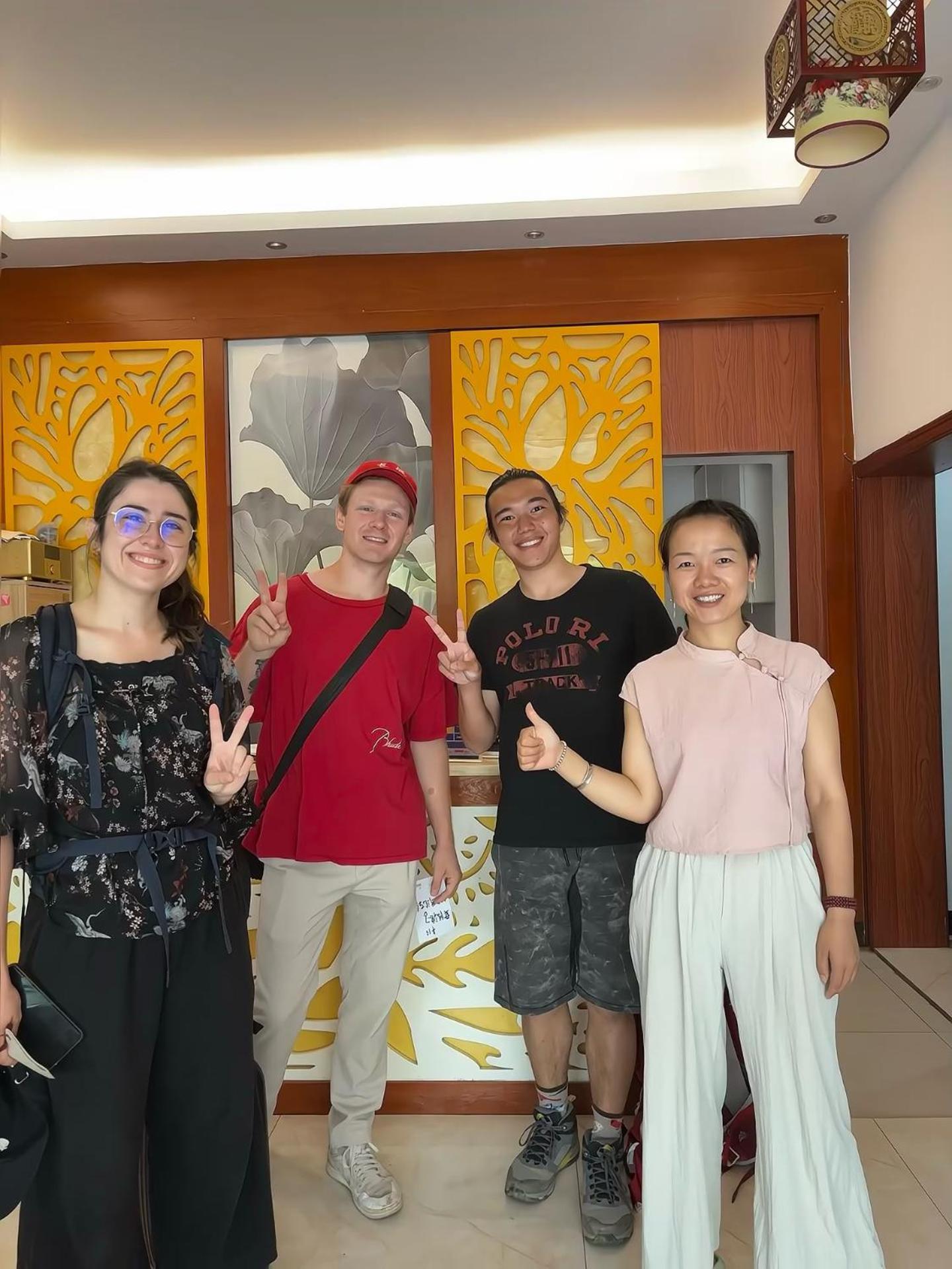 Yijingju Humanistic Inn زانغجياجي المظهر الخارجي الصورة